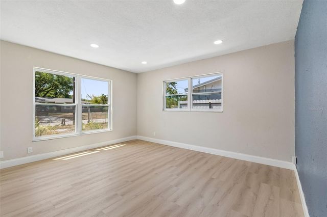 4221 EMPIRE PLACE, Tampa, FL 33610