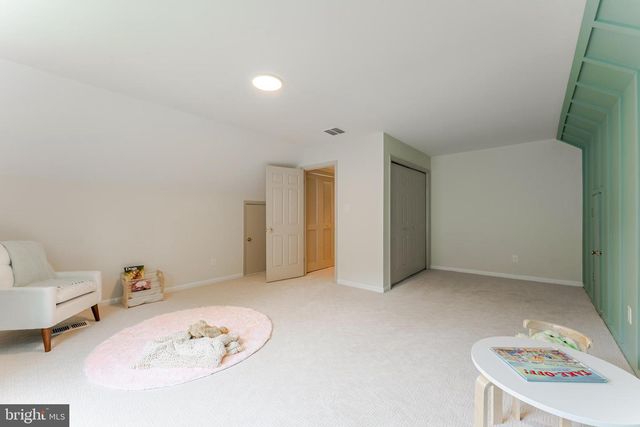 9109 PARLIAMENT DR, Burke, VA 22015