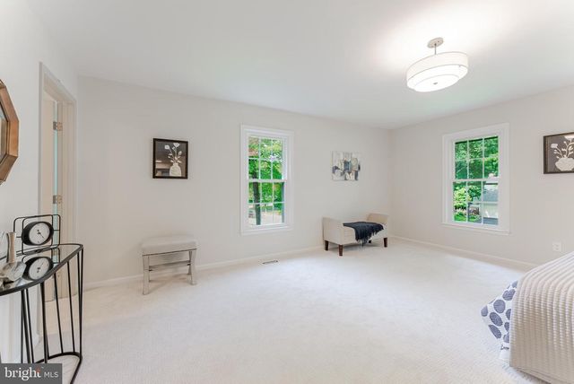 9109 PARLIAMENT DR, Burke, VA 22015