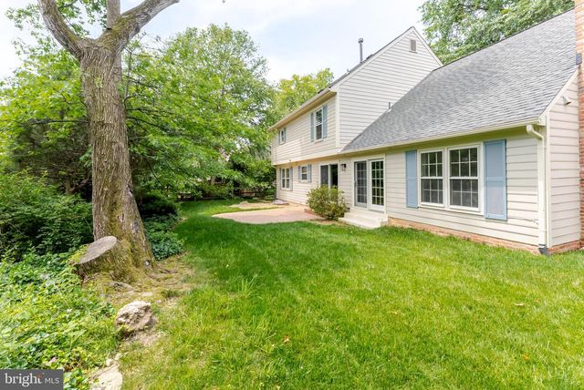 9109 PARLIAMENT DR, Burke, VA 22015