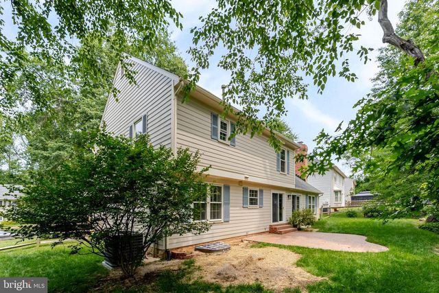 9109 PARLIAMENT DR, Burke, VA 22015