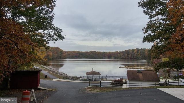9109 PARLIAMENT DR, Burke, VA 22015