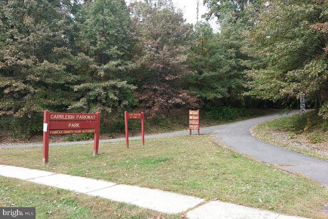 9109 PARLIAMENT DR, Burke, VA 22015