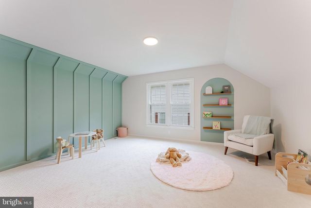 9109 PARLIAMENT DR, Burke, VA 22015