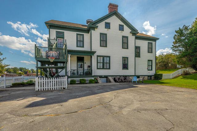 309 Barnhardt Circle, Fort Oglethorpe, GA 30742