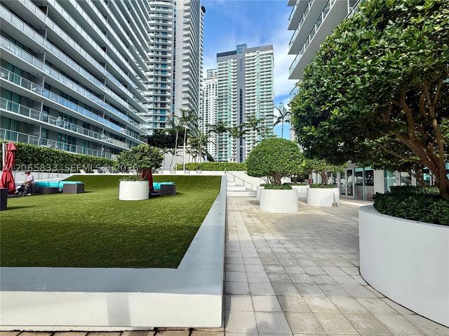 79 SW 12th St 1207-S, Miami, FL 33130