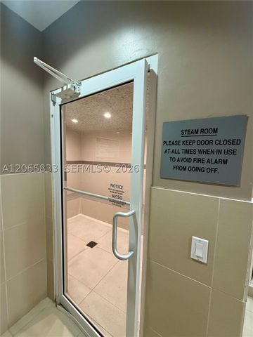 79 SW 12th St 1207-S, Miami, FL 33130