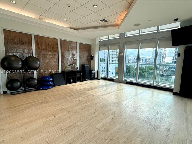 79 SW 12th St 1207-S, Miami, FL 33130