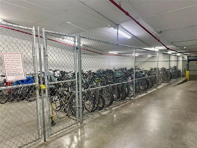 79 SW 12th St 1207-S, Miami, FL 33130