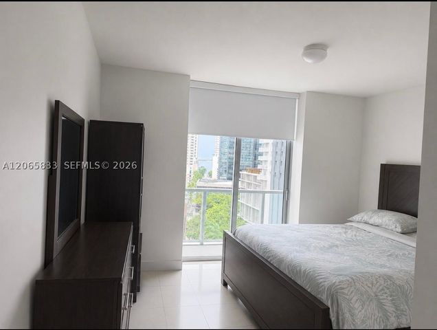 79 SW 12th St 1207-S, Miami, FL 33130