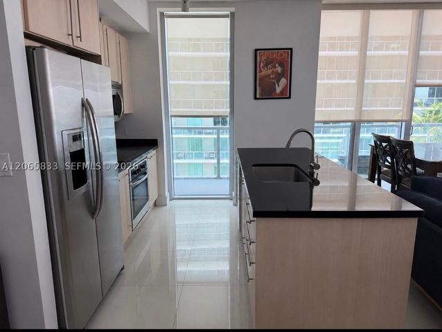 79 SW 12th St 1207-S, Miami, FL 33130