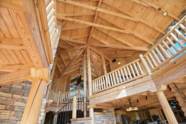 131 Bluff Line Dr, Mcminnville, TN 37110