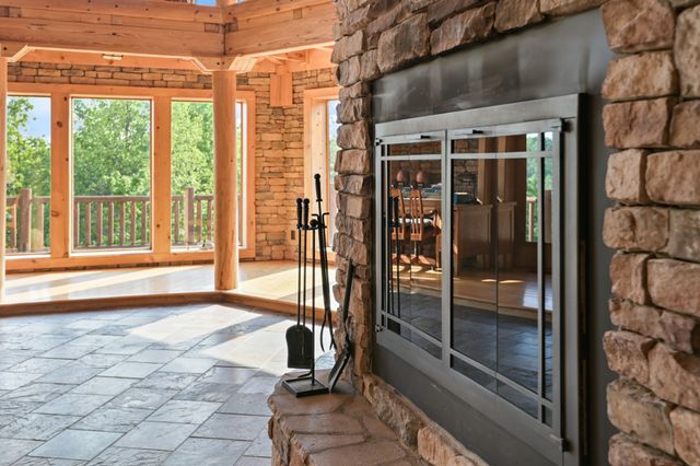 131 Bluff Line Dr, Mcminnville, TN 37110