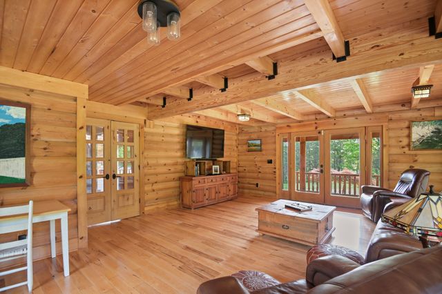 131 Bluff Line Dr, Mcminnville, TN 37110