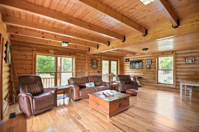 131 Bluff Line Dr, Mcminnville, TN 37110