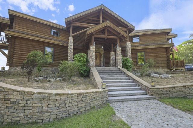 131 Bluff Line Dr, Mcminnville, TN 37110