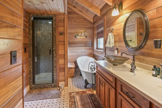 131 Bluff Line Dr, Mcminnville, TN 37110