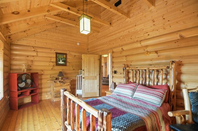 131 Bluff Line Dr, Mcminnville, TN 37110