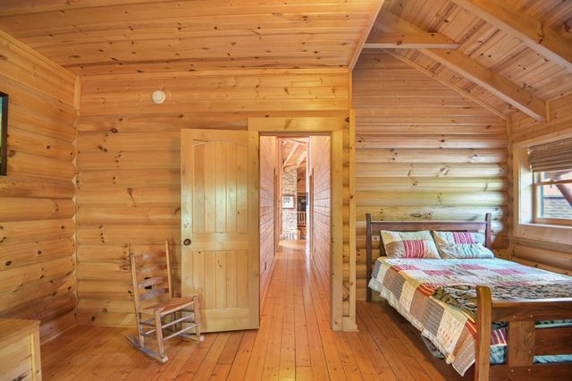 131 Bluff Line Dr, Mcminnville, TN 37110