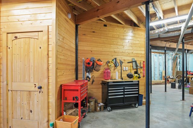 131 Bluff Line Dr, Mcminnville, TN 37110