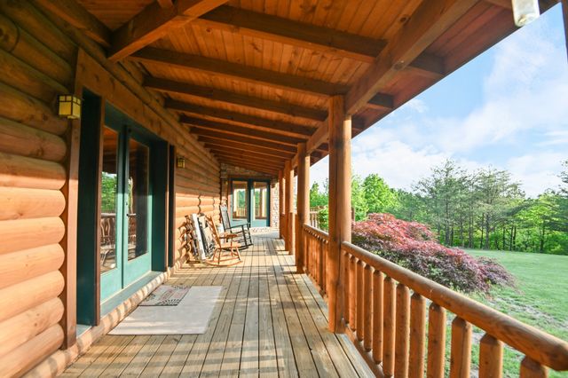 131 Bluff Line Dr, Mcminnville, TN 37110