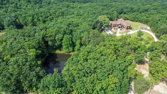 131 Bluff Line Dr, Mcminnville, TN 37110