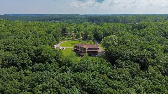 131 Bluff Line Dr, Mcminnville, TN 37110
