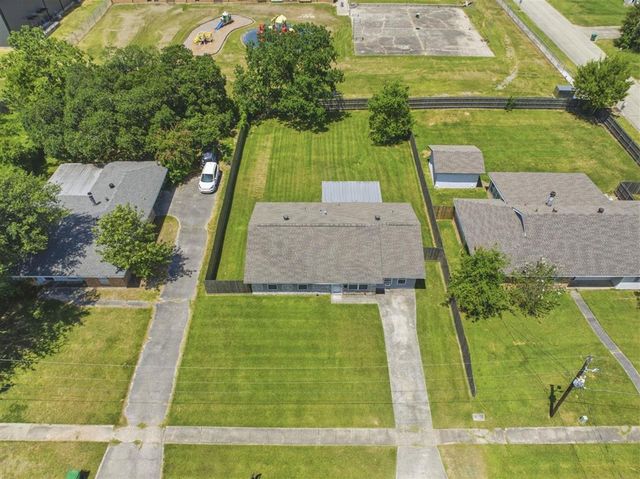 1719 MATILDA Street, Westlake, LA 70669