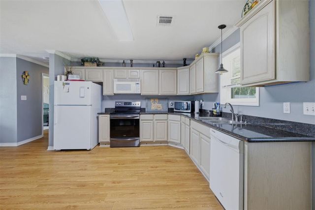 1719 MATILDA Street, Westlake, LA 70669