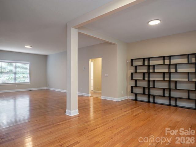125 Craggy Street, Black Mountain, NC 28711