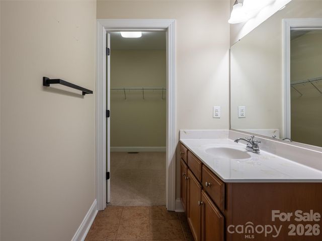 125 Craggy Street, Black Mountain, NC 28711