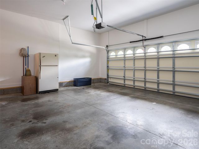 125 Craggy Street, Black Mountain, NC 28711