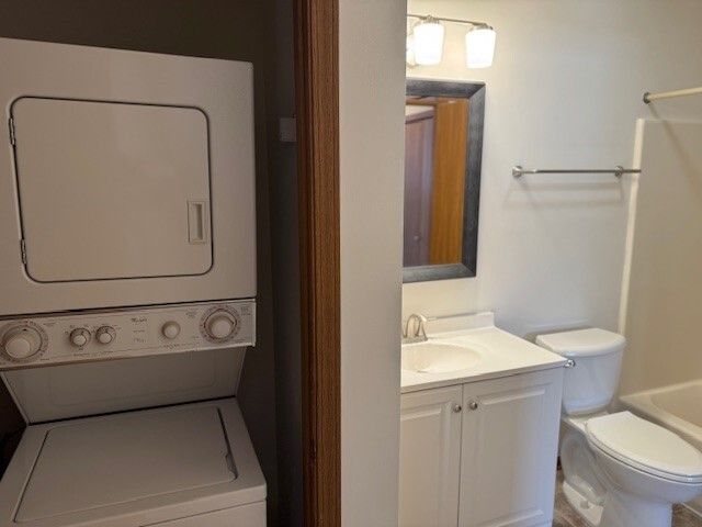 34016 N White Oak Lane 34016, Gurnee, IL 60031