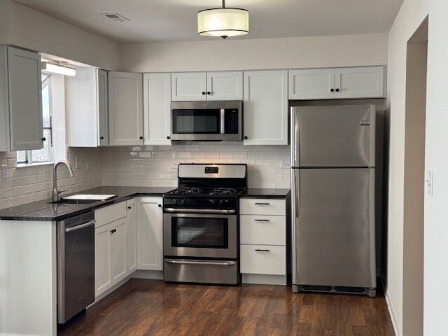 34016 N White Oak Lane 34016, Gurnee, IL 60031