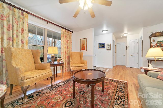 126 Gasga Court, Brevard, NC 28712