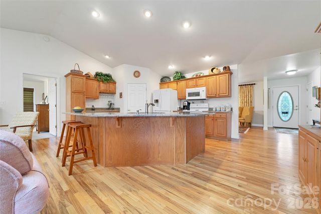 126 Gasga Court, Brevard, NC 28712