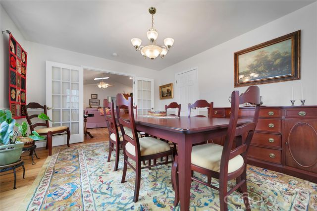 126 Gasga Court, Brevard, NC 28712