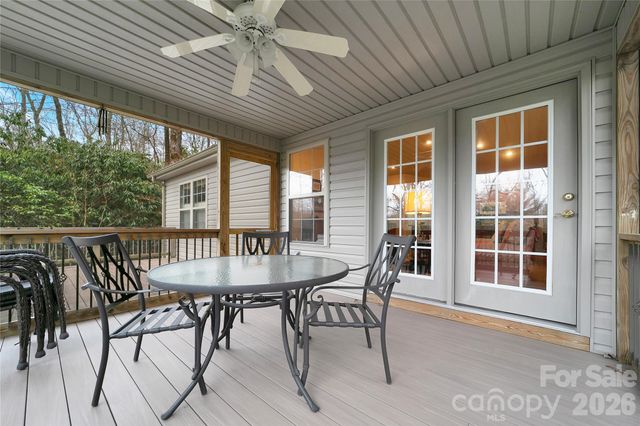 126 Gasga Court, Brevard, NC 28712
