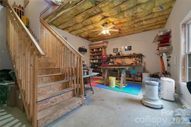 126 Gasga Court, Brevard, NC 28712