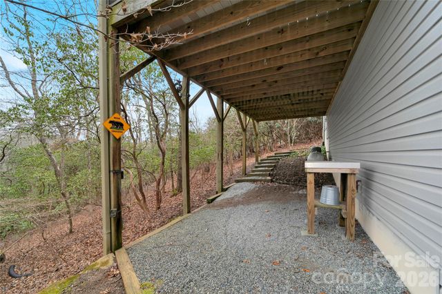 126 Gasga Court, Brevard, NC 28712