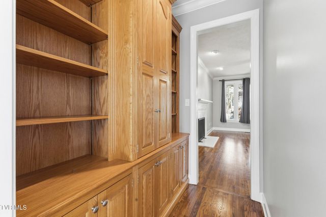 1054 Colonial Drive, Morristown, TN 37814