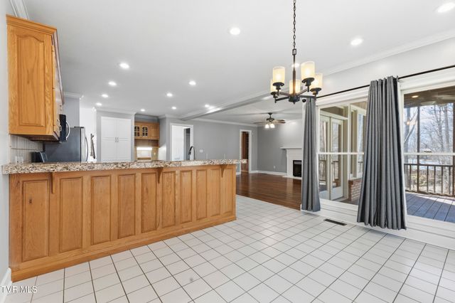 1054 Colonial Drive, Morristown, TN 37814