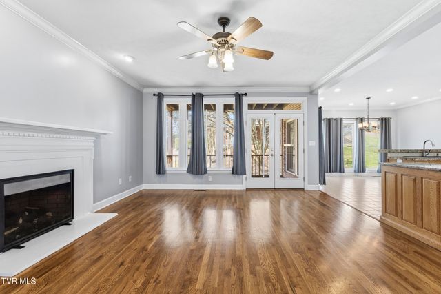 1054 Colonial Drive, Morristown, TN 37814