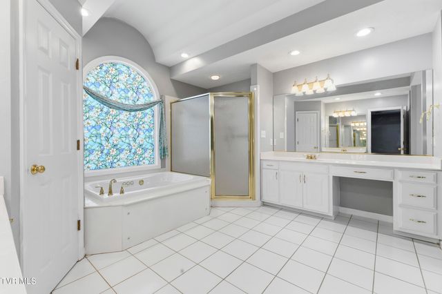 1054 Colonial Drive, Morristown, TN 37814