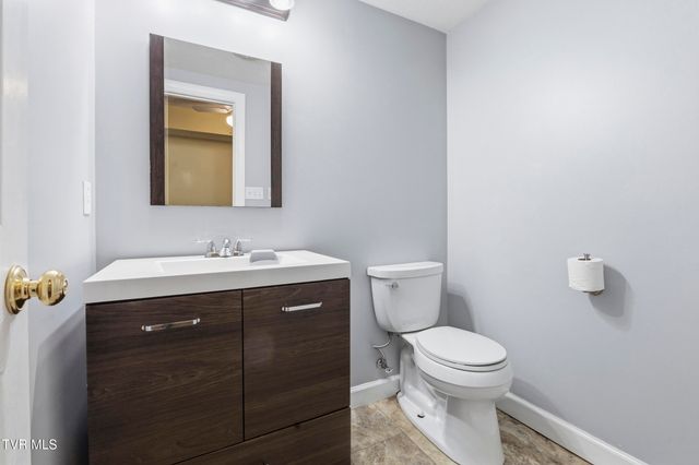 1054 Colonial Drive, Morristown, TN 37814