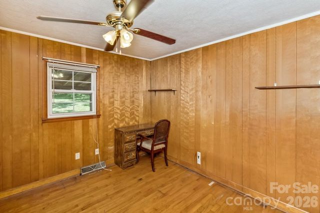 379 Bee Tree Road, Swannanoa, NC 28778