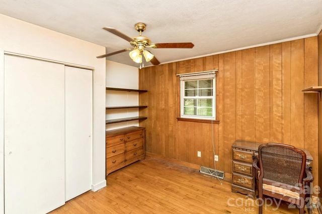 379 Bee Tree Road, Swannanoa, NC 28778