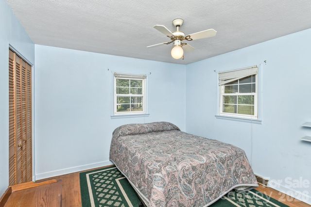 379 Bee Tree Road, Swannanoa, NC 28778