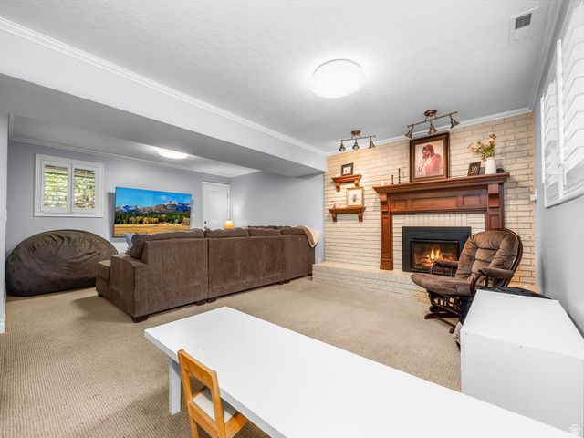 523 MOUNTAIN RD, Centerville, UT 84014