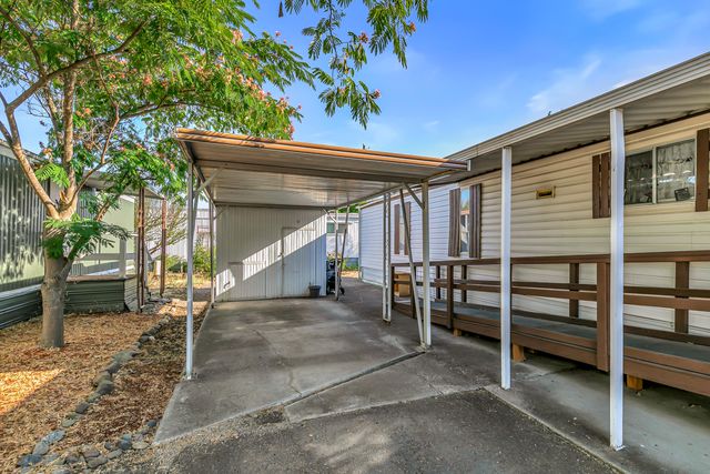 2385 Table Rock Road SPC 2, Medford, OR 97501